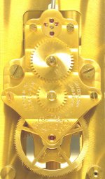 Atmos Clock 528 front of mechanism