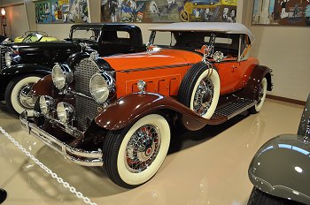 Four museums with antique cars