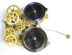 1910 Sessions clock mechanism view of gears
